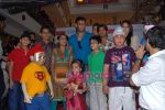 Ajay Devgan promotes Toonpur Ka Superhero in Oberoi Mall on 22nd Dec 2010 (16).JPG
